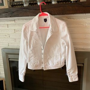 Jag White Denim Jacket 🤍